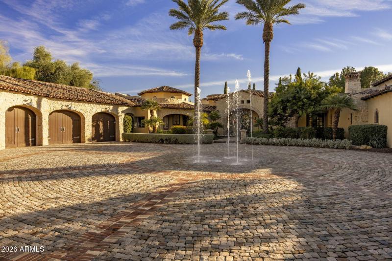 5-web-or-mls-D46A4005