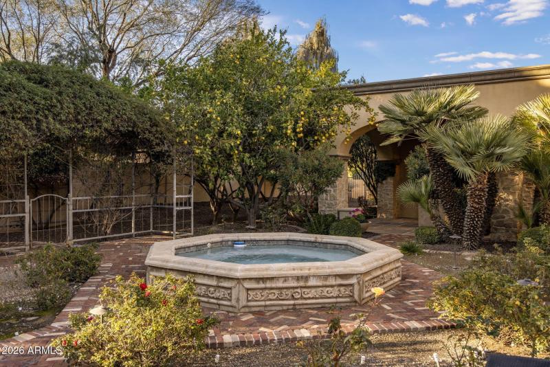 10-web-or-mls-D46A4040