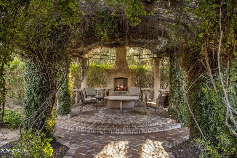 12-web-or-mls-D46A4054