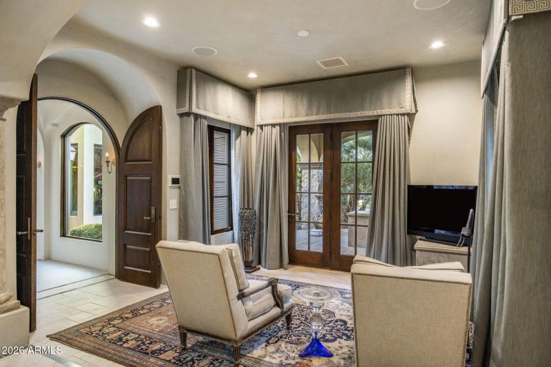 22-web-or-mls-D46A4119