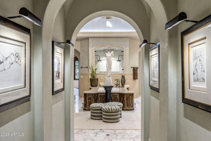 23-web-or-mls-D46A4127