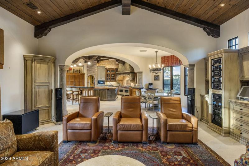 52-web-or-mls-D46A4331