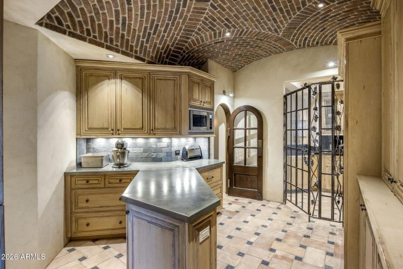 54-web-or-mls-D46A4345