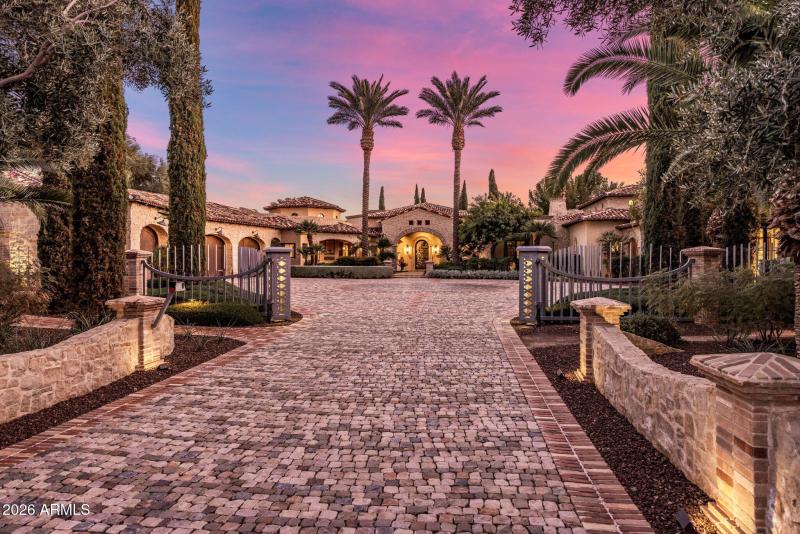 70-web-or-mls-D46A4471