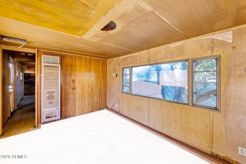 95 Sheila Lane-082048