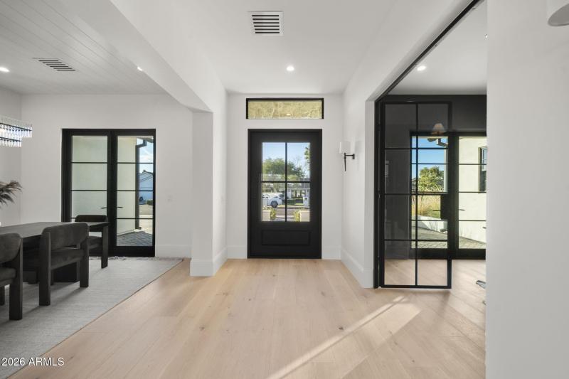 5-web-or-mls-6312-e-calle-del-paisano