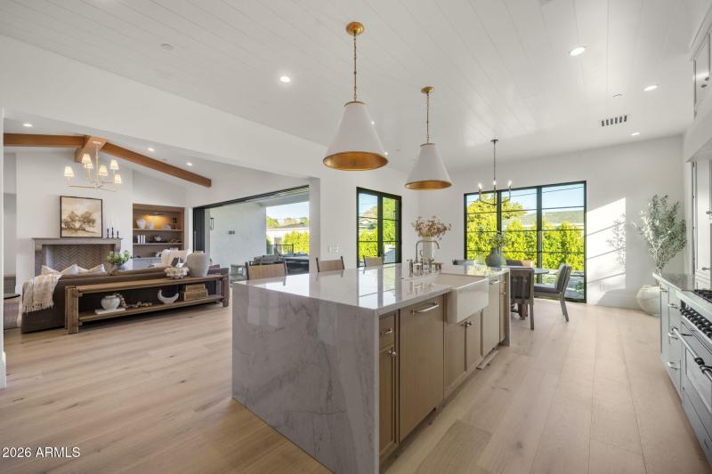 14-web-or-mls-6312-e-calle-del-paisano