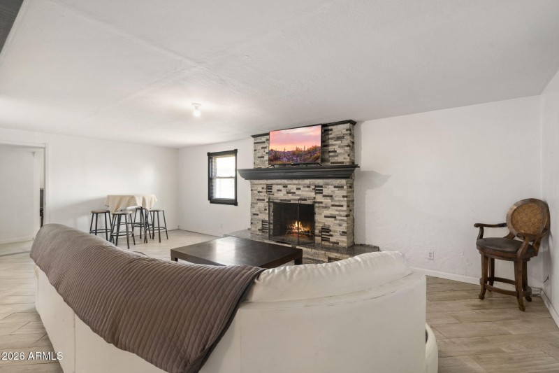 6-web-or-mls-_DSC9875