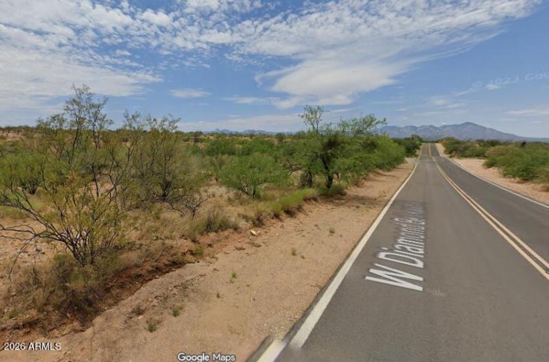 0526 LANDSCAPE DIAMOND BELL RANCH RD 2