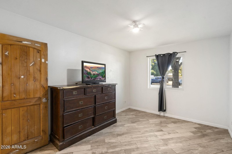 21-web-or-mls-_DSC9920