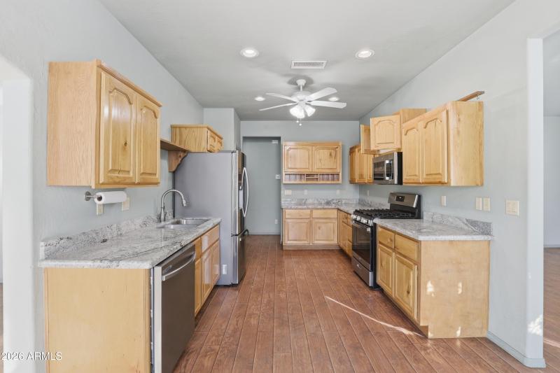 mls-228_Windmill_004