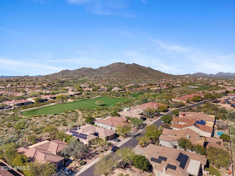 62-web-or-mls-41008-n-club-pointe-dr