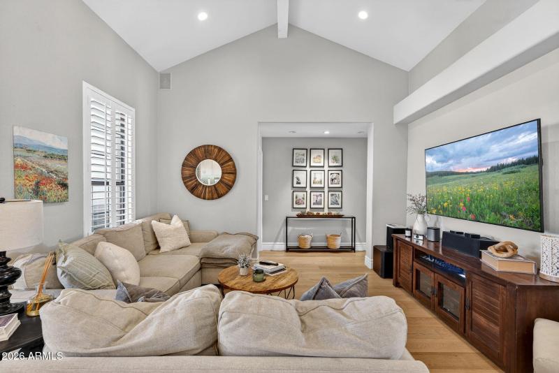 18_web_MLS_E.Topaz.Dr