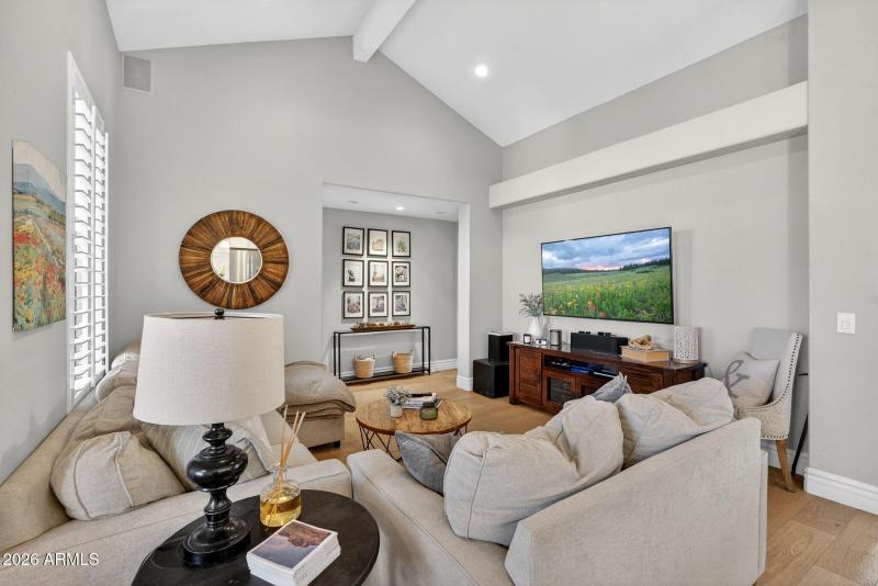 19_web_MLS_E.Topaz.Dr