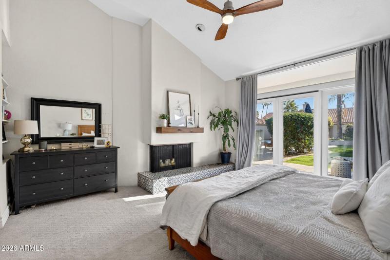 40_web_MLS_E.Topaz.Dr