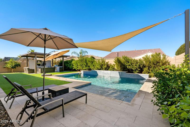 021__3710 E Blue Spruce Ln