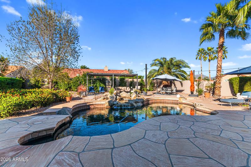 Refined pool and patio