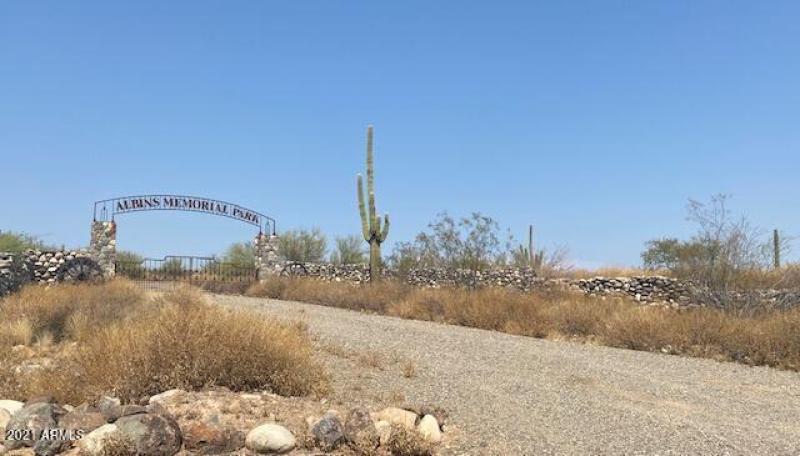 MEMORIAL ARCH BCCLand