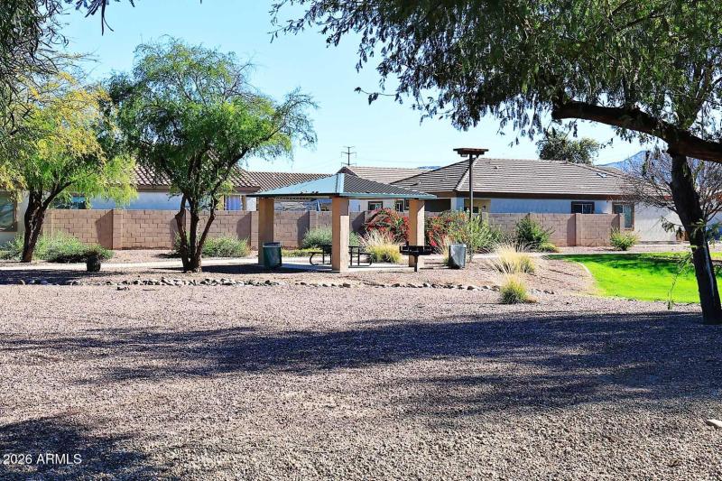 Community Park-Ramada