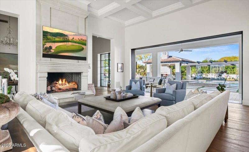 017-5022 E Orchid Ln 89