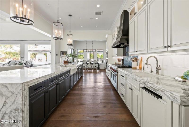 024-5022 E Orchid Ln 14