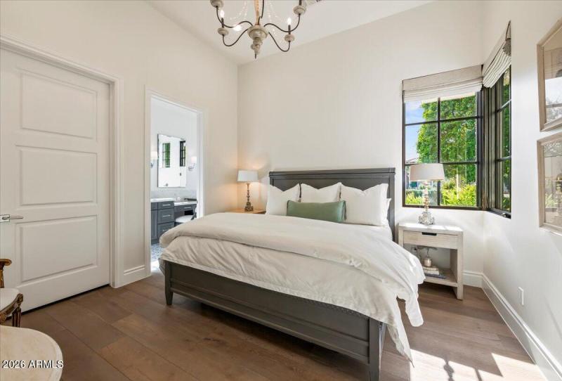 044-5022 E Orchid Ln 30