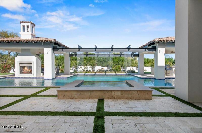 092-5022 E Orchid Ln 71