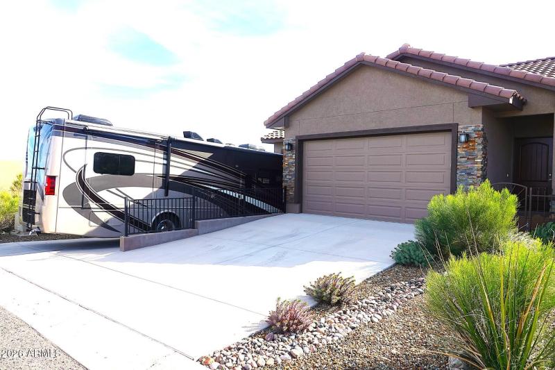 56f5b296-3576-4575-becf-35217981ed21