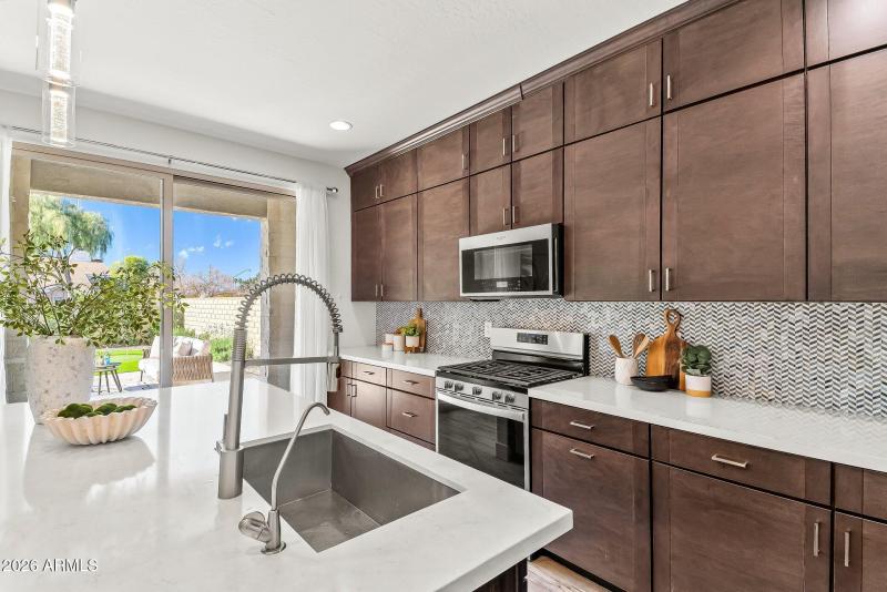 Kitchen + Backyard Connection