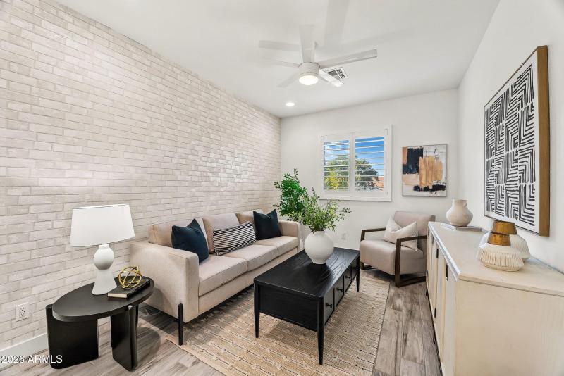 Front LivLoft / Flex Space