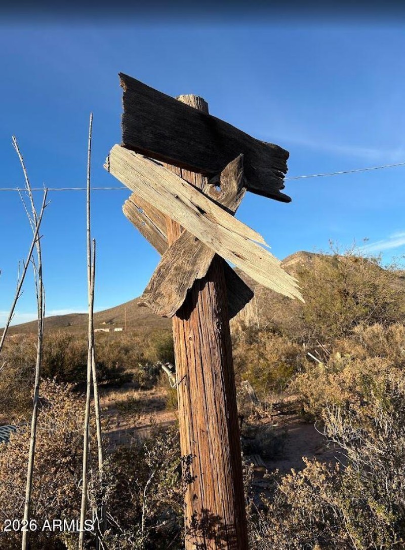 Direction Pole