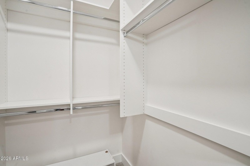 26-web-or-mls-E Deer Valley Dr-S1701-026