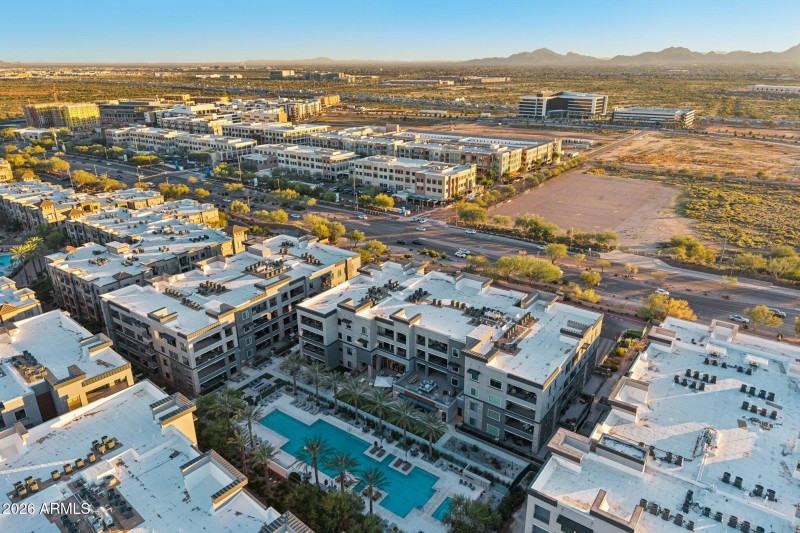 53-web-or-mls-E Deer Valley Dr-S1701-053