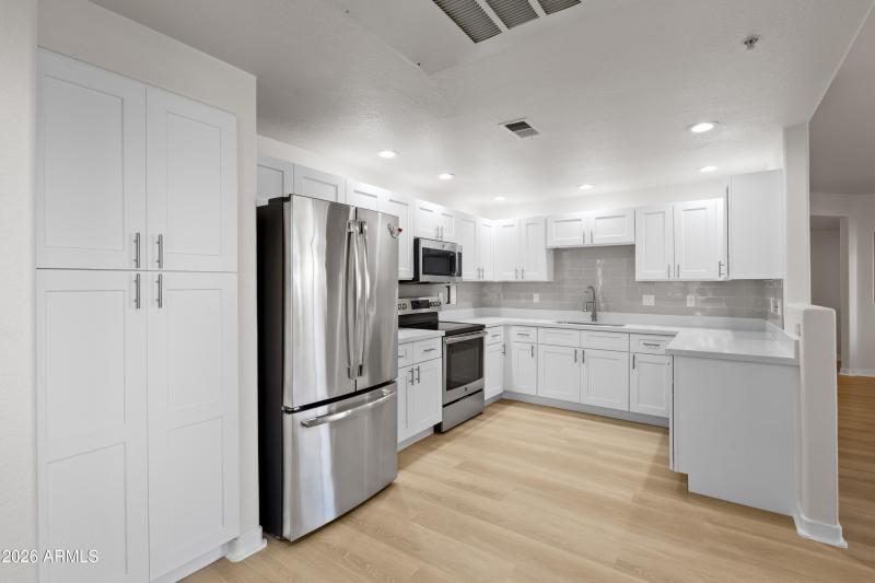 9555 E Raintree Dr # 1031------12