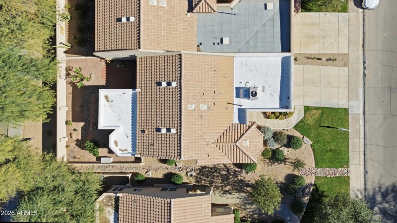 33_0615fac8-cd67-4871-ab59-1349ae07aa76