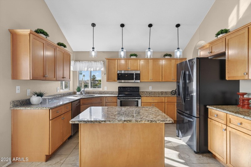 12-web-or-mls-08- Ponderosa Ln