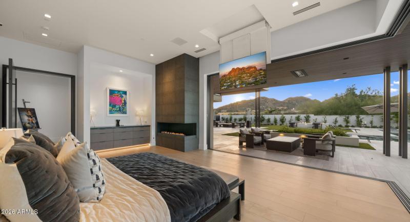 58-web-or-mls-Primary Bedroom4