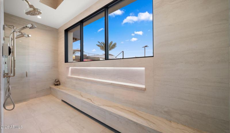 70-web-or-mls-Primary Bathroom5