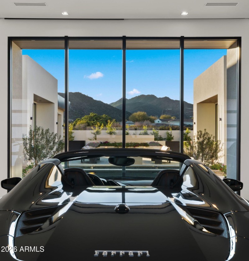 83-web-or-mls-Garage3