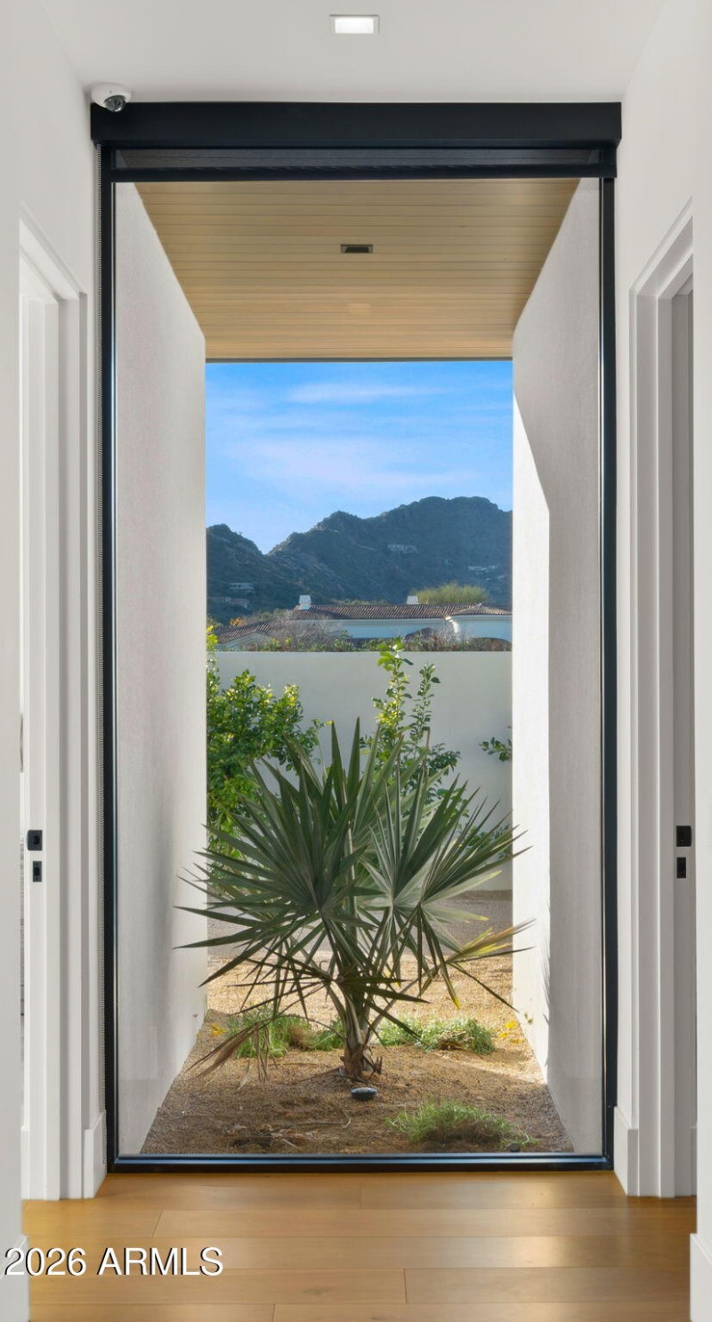 86-web-or-mls-Secondary Bedroom Hallway1