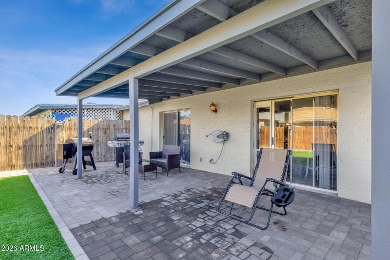 23-web-or-mls-1248-e-grove-cir