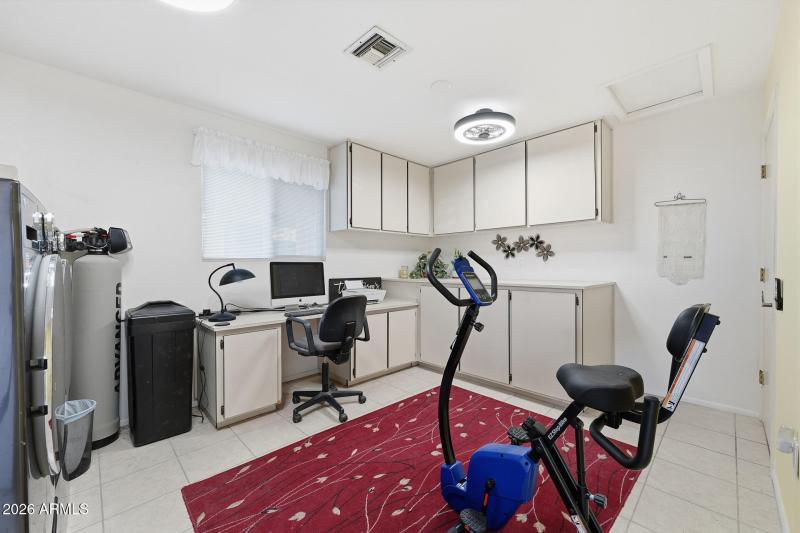 027-laundry-utility-room