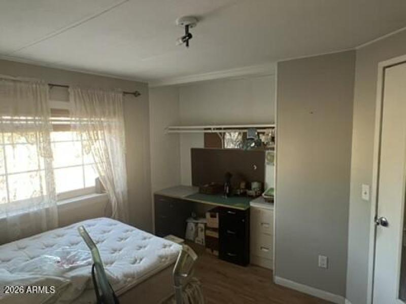 A0E0F648-A024-4701-B4A3-4A62C4F14FFA_4_5