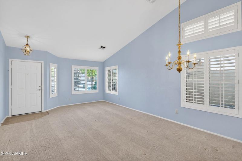 5-web-or-mls-08- E Artesian Way