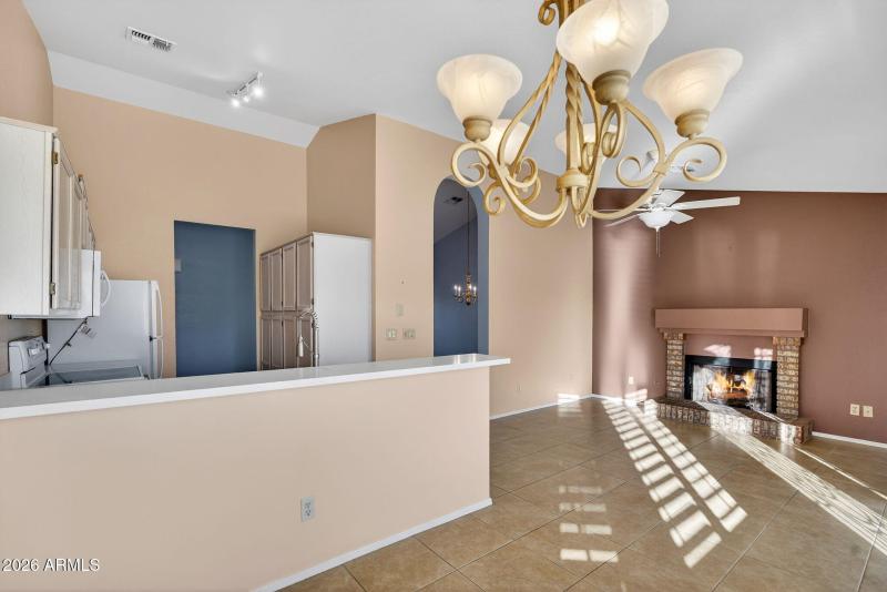 16-web-or-mls-15- E Artesian Way