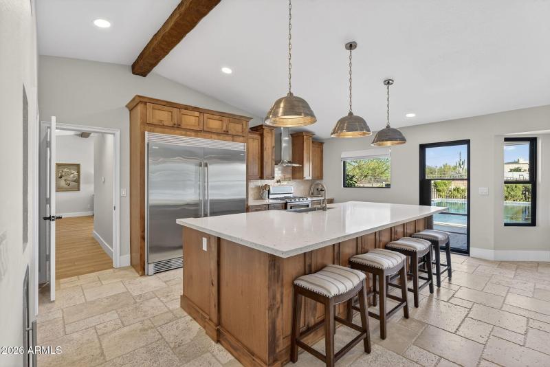 12-web-or-mls-39-E Dixileta Dr