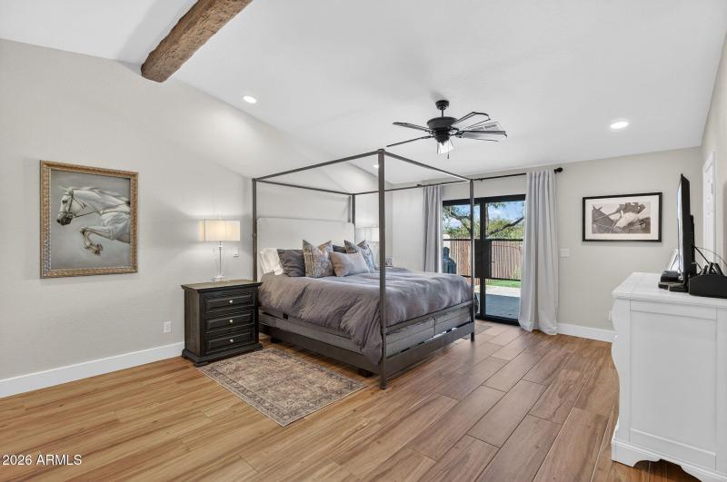 22-web-or-mls-47-E Dixileta Dr