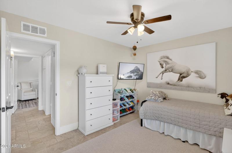 34-web-or-mls-61-E Dixileta Dr