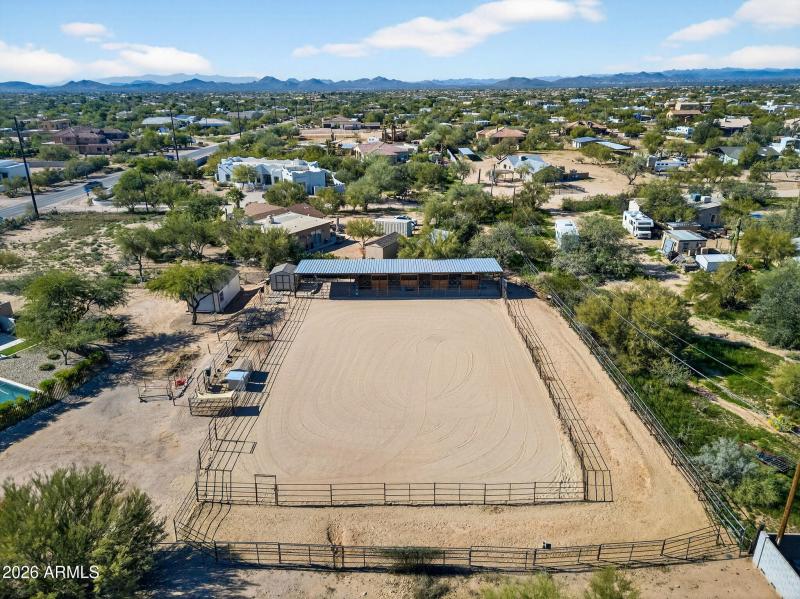 85-web-or-mls-24-E Dixileta Dr