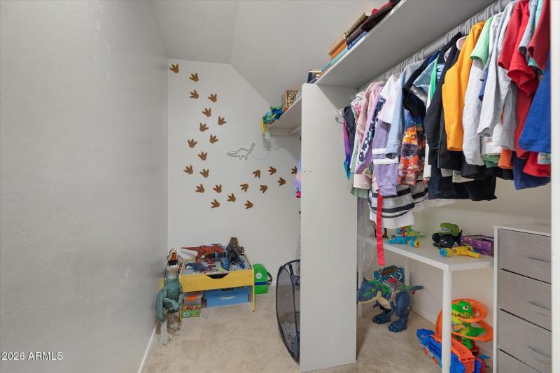 walk-in closet